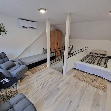 Schmidt Apartman Miskolc Belvarosaban Kültér fotó